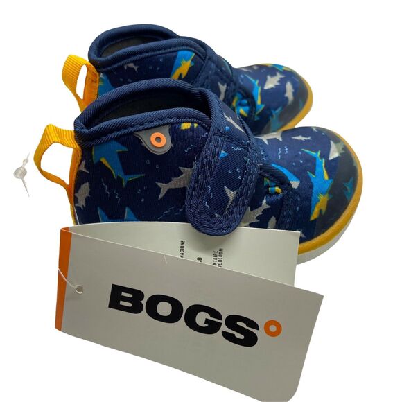 Bogs Shoes Outdoor Play Baby Kicker Mid Shark Blue Round Toe Hook Loop Size 5 - Picture 1 of 7